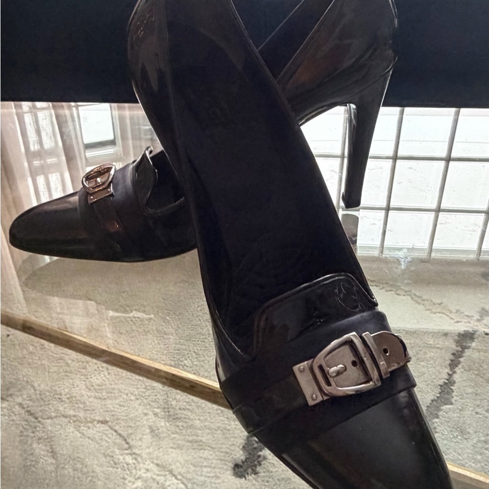 Vintage Gucci Navy Blue Patent Leather Loafer Style Buckle Pump Heels 40.5C 10.5